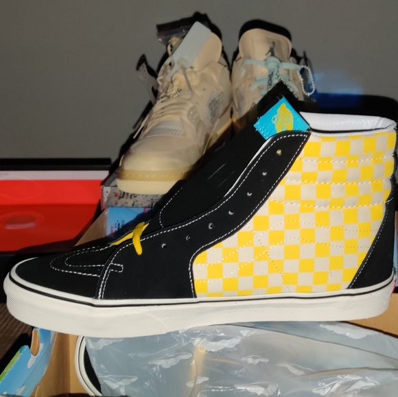 Vans x The Simpsons Sk8-Hi - Picture 4 of 12